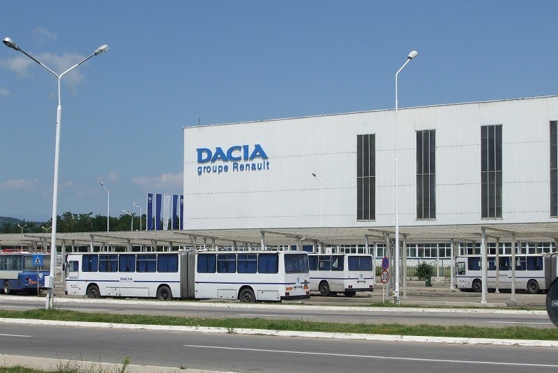 Ce se întâmplă cu Dacia de la Mioveni. Ștefan-Radu Oprea lansează un avertisment pentru Guvern