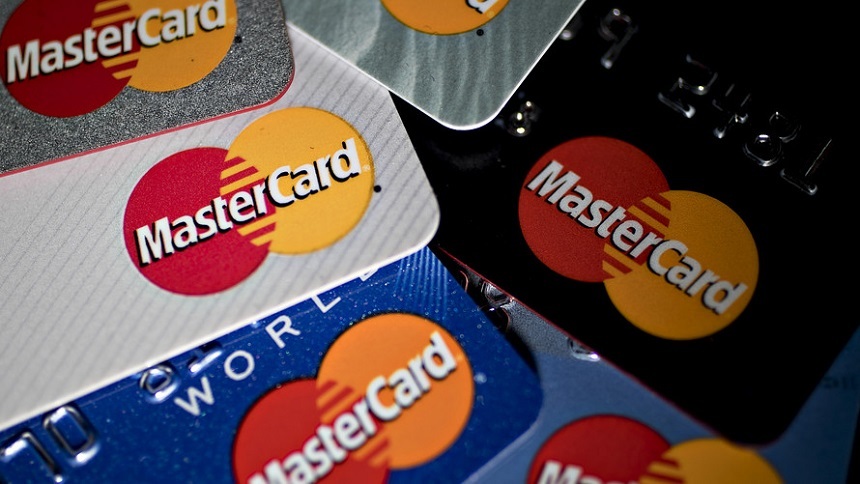 Mastercard blochează o serie de operațiuni financiare pentru a respecta sancțiunile internaționale impuse Rusiei