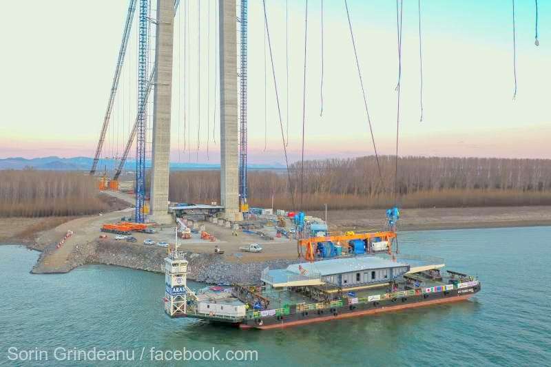 Vizita premierului pe șantierul Podului de peste Dunăre de la Brăila. Când va fi dat în folosință