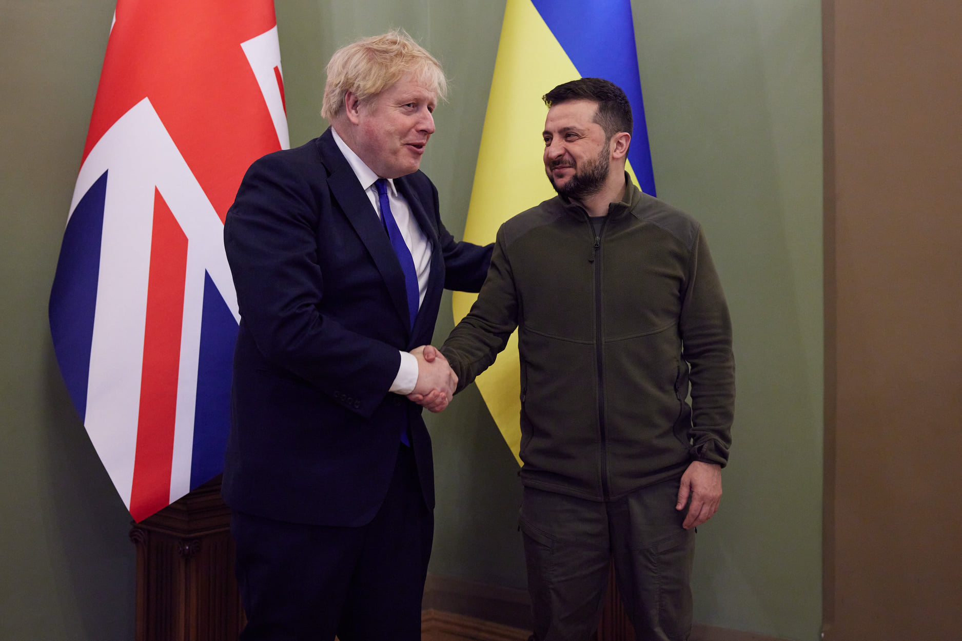 Premierul Boris Johnson la Kiev: Ucraina ”poate și va câștiga acest război, împotriva unui ”invadator barbar și ilegal”