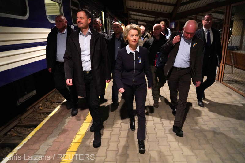 Ursula von der Leyen și Josep Borrell au plecat cu trenul din Polonia spre Kiev