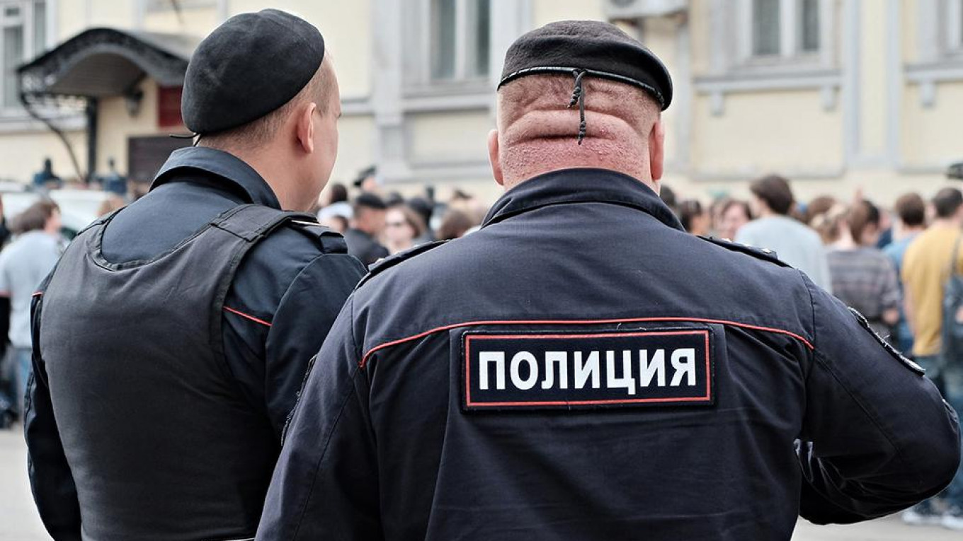 Moscova nu va cere extrădarea cetăţenilor ruşi care au fugit în străinătate pentru a scăpa de mobilizare (Ministerul Apărării)