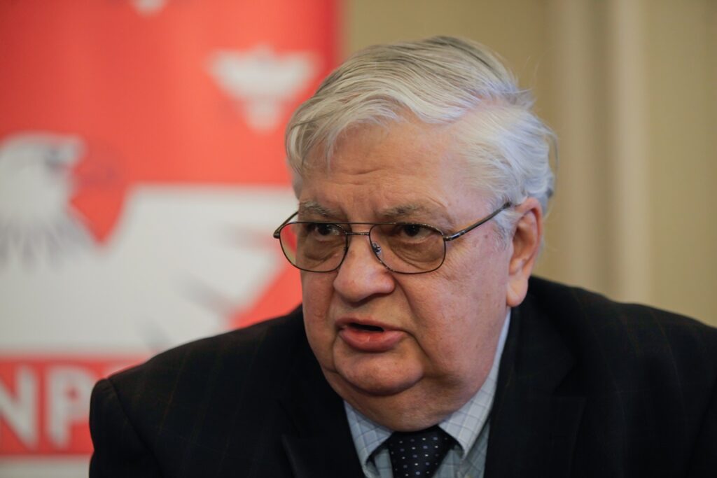 „Sacrificiul e greșit direcționat. Și Ilie Bolojan va avea de suferit”. Măsura cu care ar trebui să începem, potrivit lui Mircea Coșea