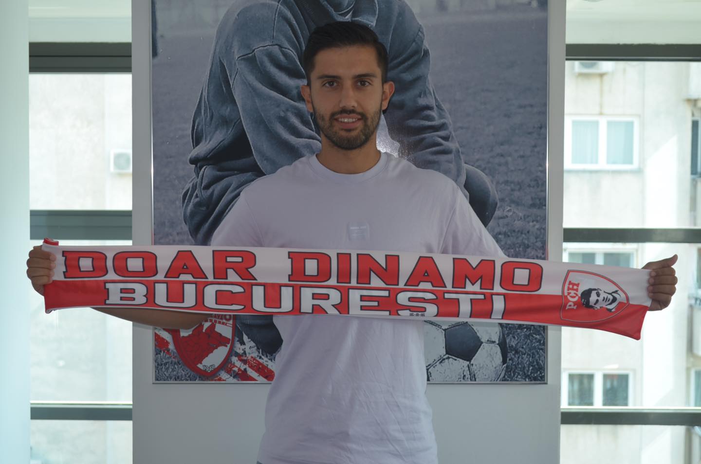 Dinamo l-a transferat pe Dani Iglesias, un atacant spaniol trecut pe la Deportivo la Coruna