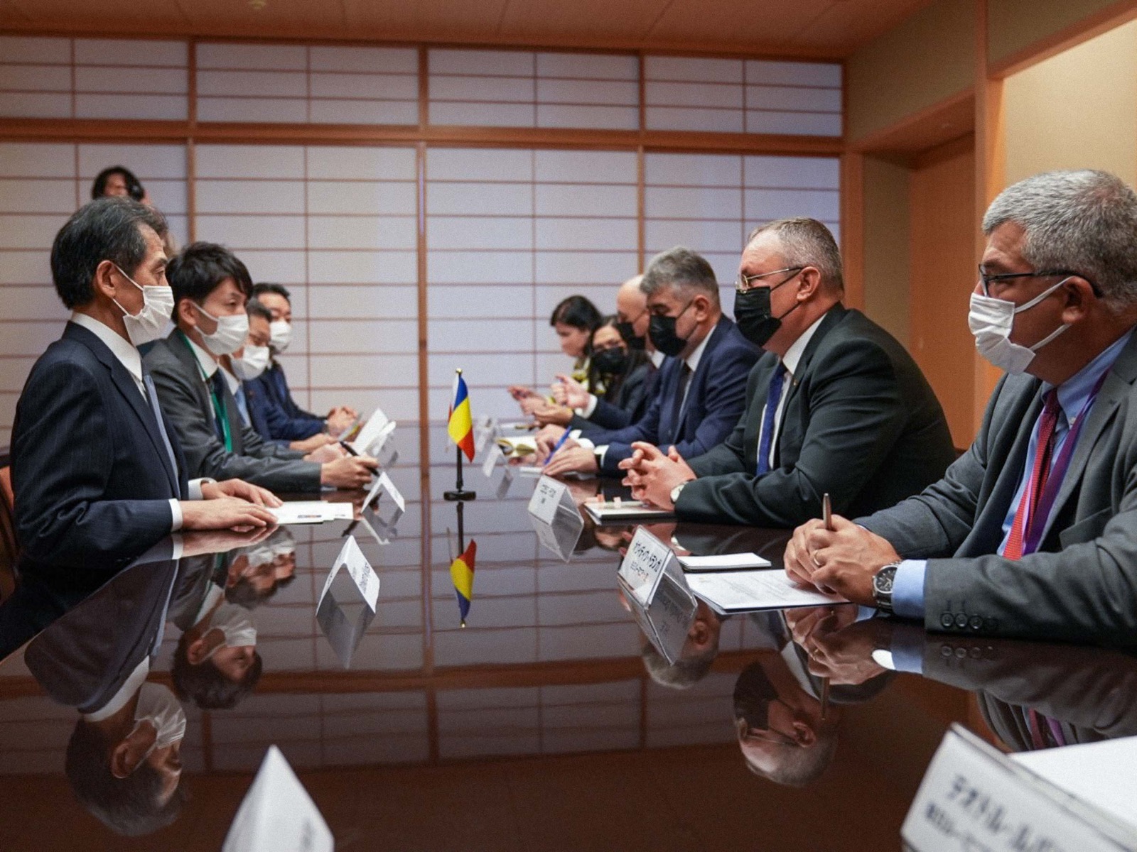 Premierul Ciucă, discuţii la Tokyo despre crearea unui parteneriat strategic româno-japonez