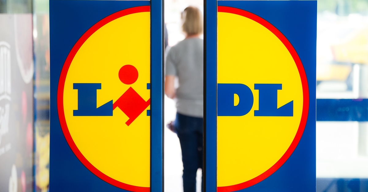 Lidl România, primul retailer, care reduce programul magazinelor, din cauza costurilor mari cu energia