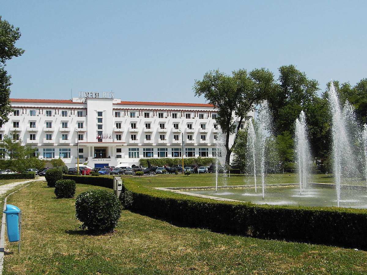 Destinația Hotelului Rex din Mamaia ar putea fi schimbată după vânzare