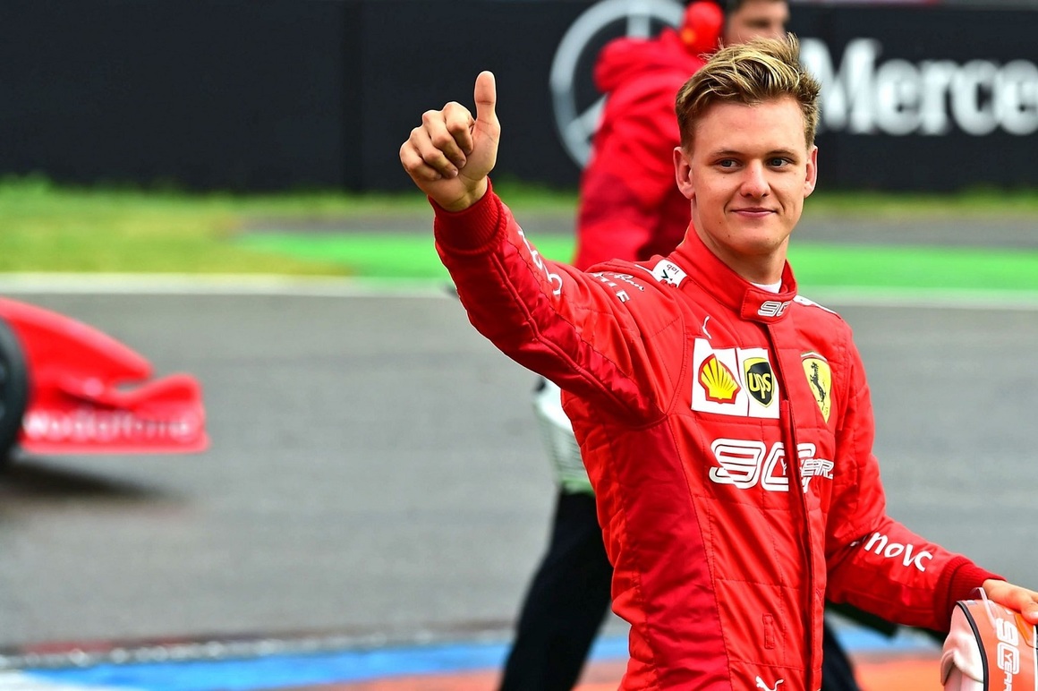Băiatul lui Michael Schumacher dat afară din Formula 1