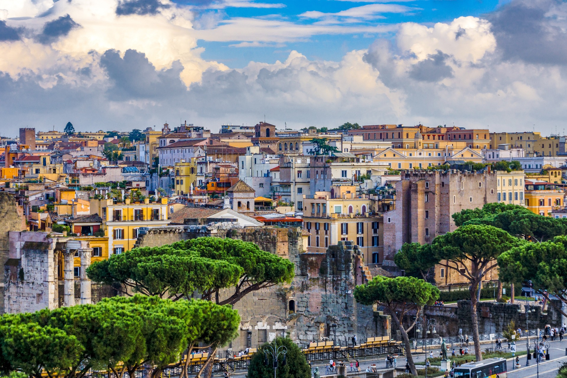 Vacanze a Roma, con meno di 100 euro a persona