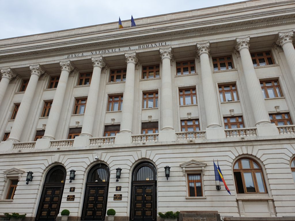 Avertisment fără echivoc de la BNR: România riscă prăbușirea economică dacă nu se adoptă măsuri radicale