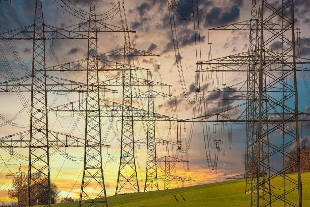 rom-nia-se-preg-te-te-s-r-spund-unor-atacuri-cibernetice-masive-asupra-companiilor-strategice-din-domeniul-energiei-c-i-speciali-ti-va-recruta