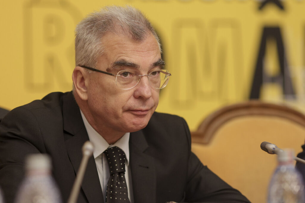 Liderul senatorilor AUR renunță la demisie. Petrișor Peiu rămâne alături de George Simion: „Aș vota tot cu el la prezidențiale”