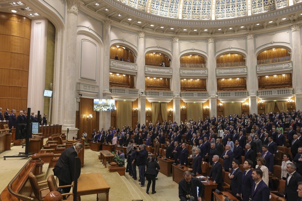 Măsurile fiscale vor fi adoptate prin sesiune extraordinară a Parlamentului (surse)