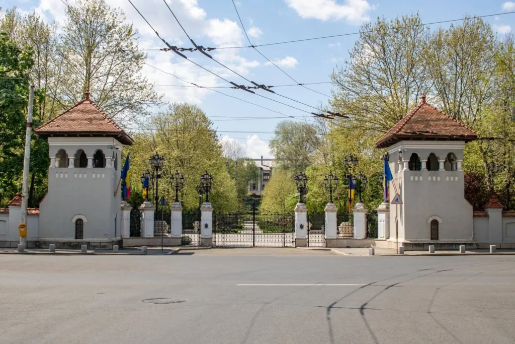 Ziua porților deschise la Cotroceni. Până când ține