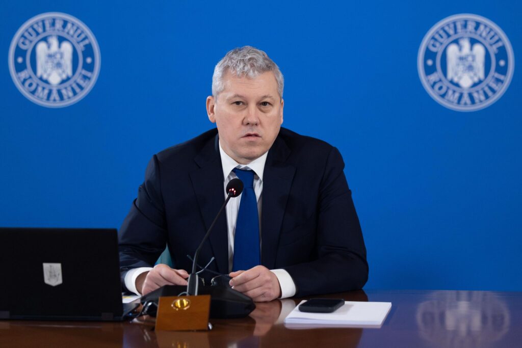 Cătălin Predoiu de Ziua Eroilor: „Această zi solemnă este și un prilej de reflecție asupra responsabilităților prezentului”