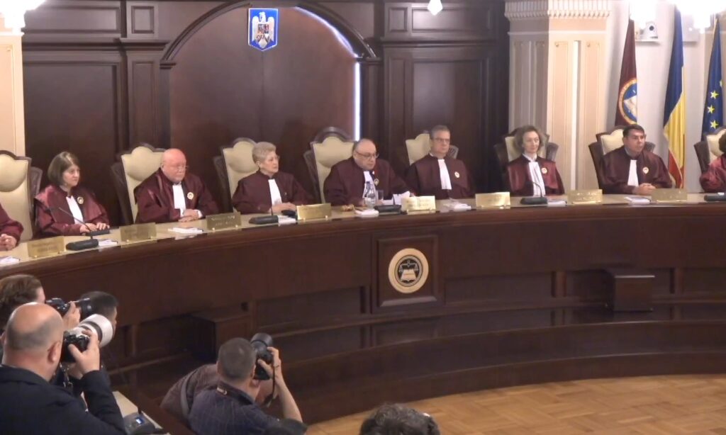 Trei nume grele pentru CCR: Toni Neacșu indică posibilii succesori ai judecătorilor cu mandat expirat