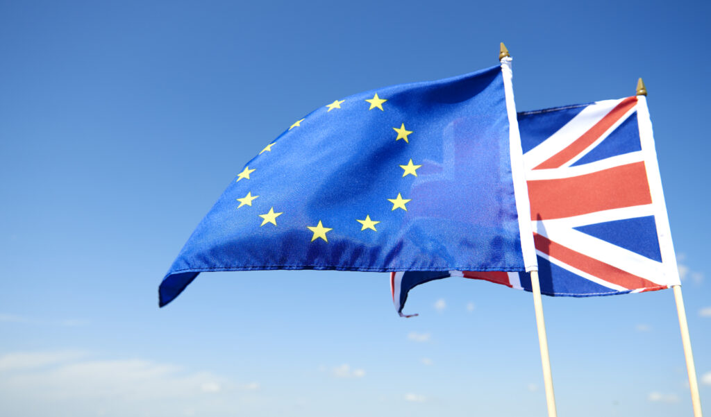 Cetățenii UE vor călători mai ușor în UK. Se resetează relațiile post-Brexit