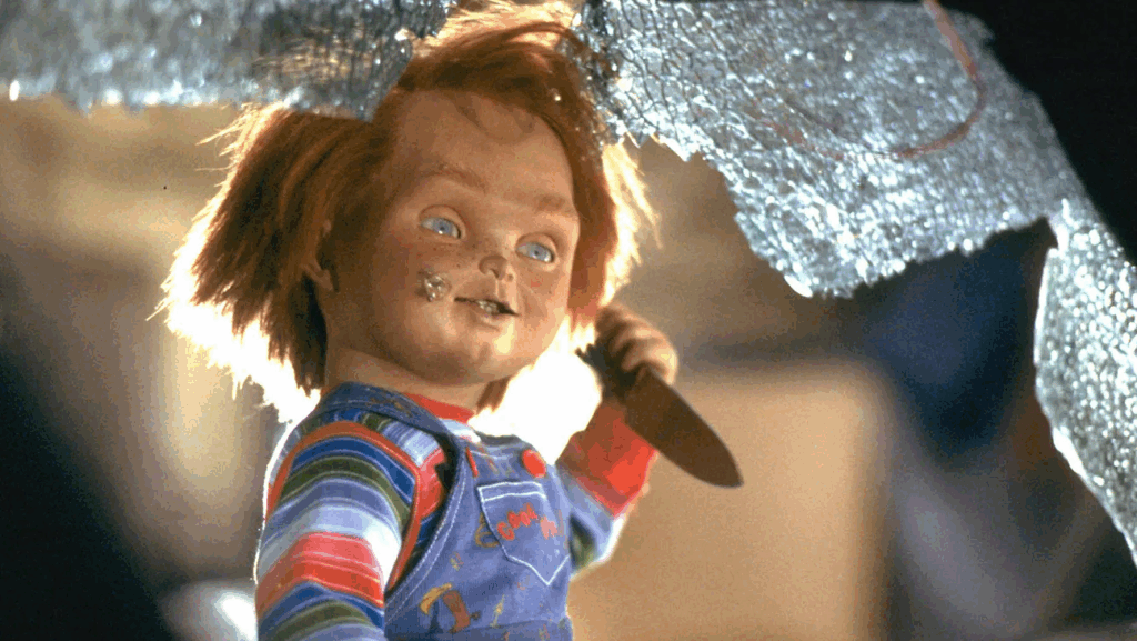 O figură emblematică a horror-ului anilor ’80 s-a stins. Regretatul actor a dat „viață” unei păpuși celebre