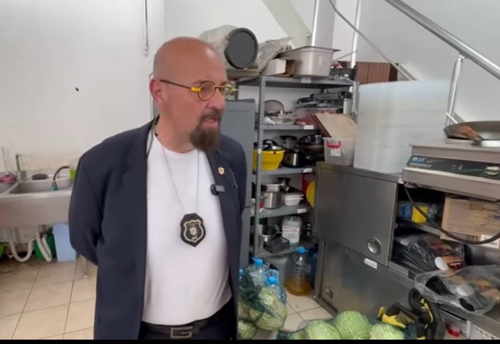 Cristian Popescu Piedone despre un restaurant chinezesc: „Chemați-ne când livrați pentru consumul uman!” (Video)