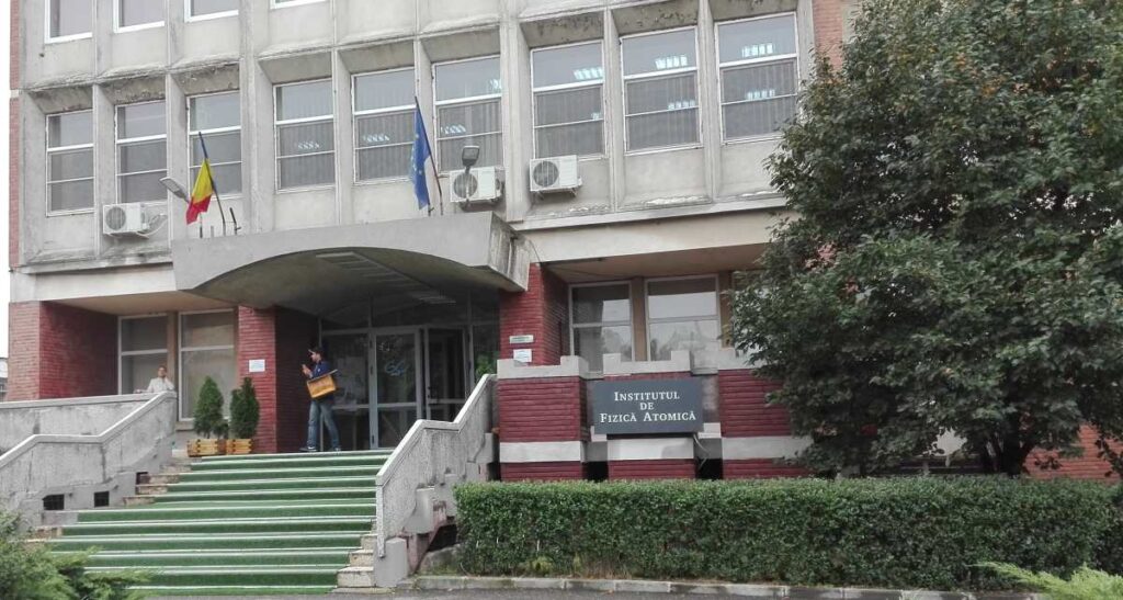 România alocă cei mai puțini bani pentru cercetare. Năsui vrea să mai taie, Stoiciu îi dă peste nas