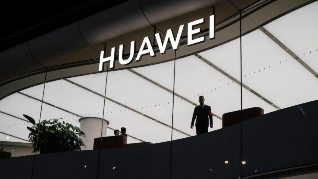 Război în instanță pentru 5G-ul românesc. Huawei acuză România de discriminare și cere acces la documente secrete