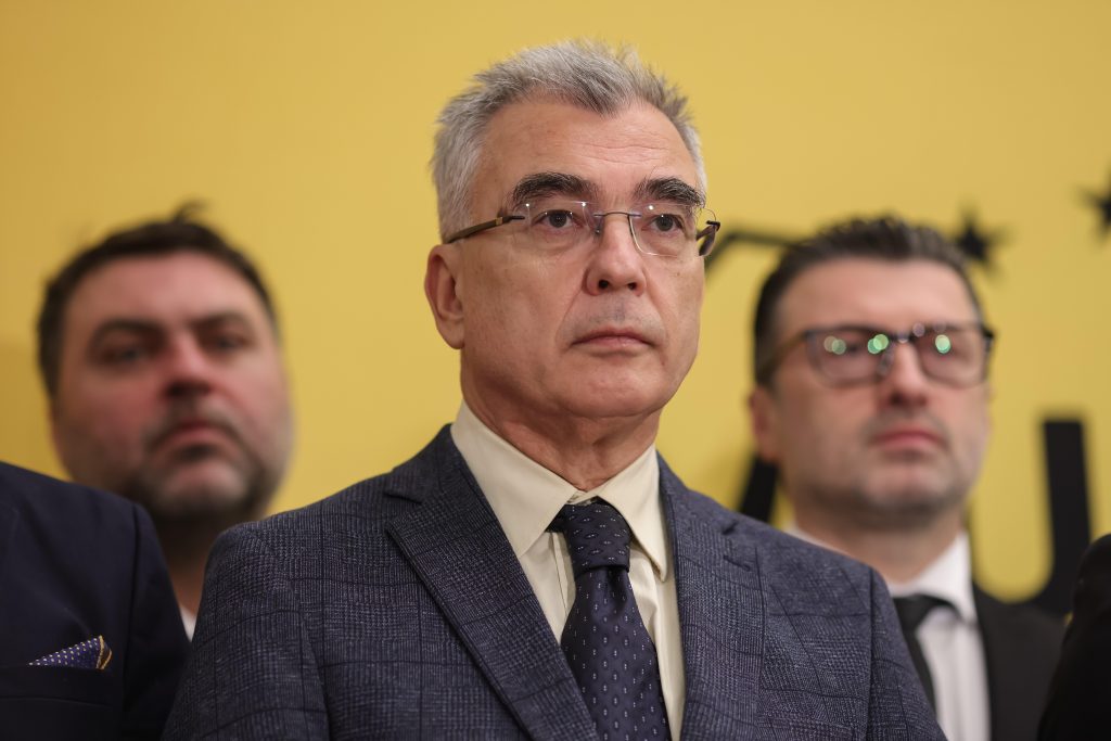 Rara avis în politica românească: Petrișor Peiu a promis că demisionează și chiar o face!