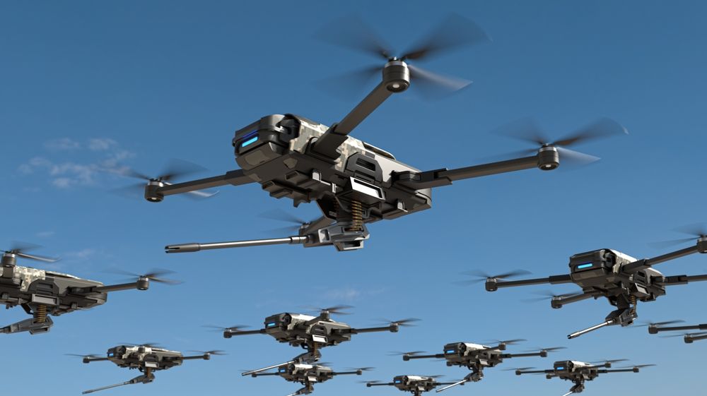 Fabrica din Curtea de Argeș care vrea să facă drone pentru Armată are 4 ingineri și 287.000 de lei în cont. Și nicio certificare specifică