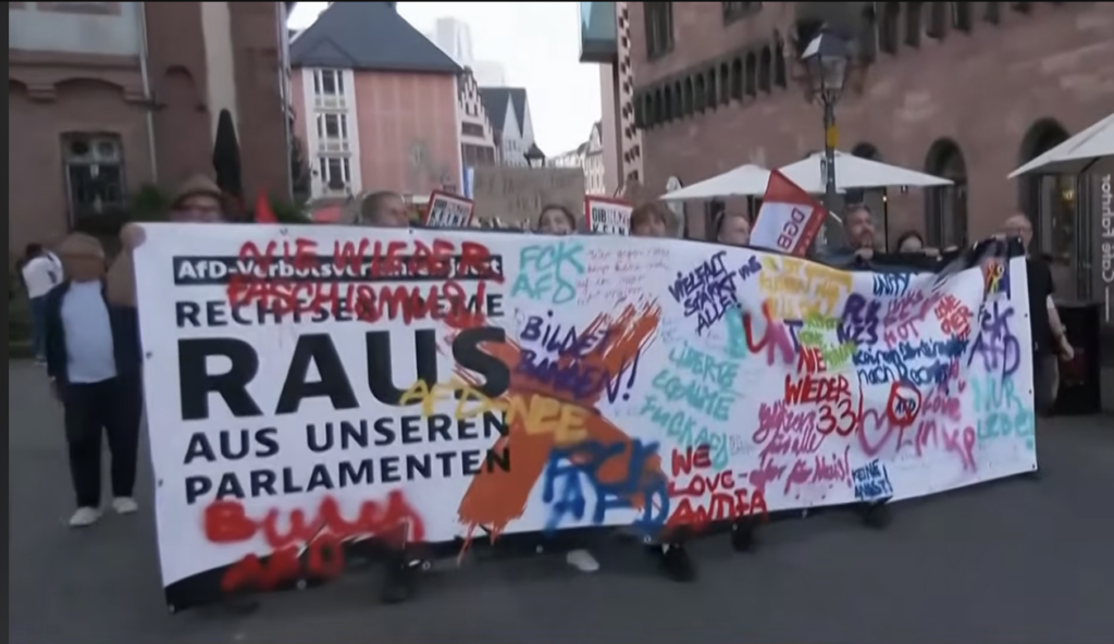 Proteste în Germania după victoria AfD. În Berlin și Frankfurt, mulțimea cere interzicerea partidului de extremă dreapta