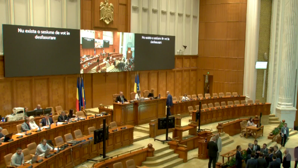„Nu participăm la această mascaradă”. PNL amenință că boicotează ședințele Camerei Deputaților