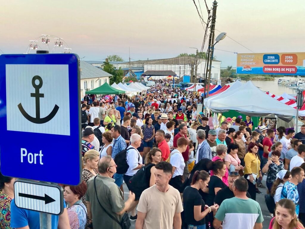 „Inteligența artificială nu gândește și greșește”. Primarul din Jurilovca, după ce comuna s-a umplut de turiști veniți la un festival inexistent