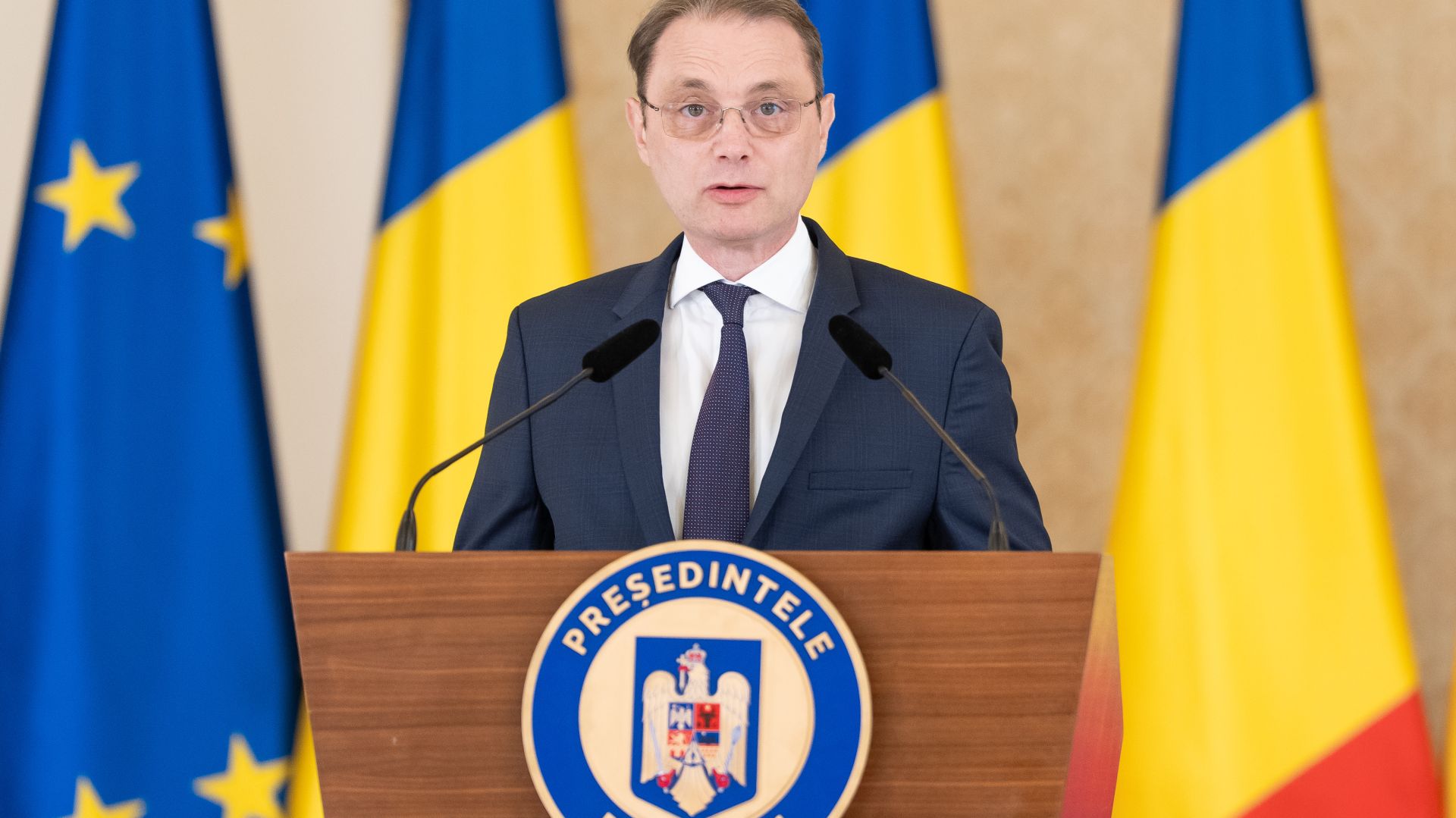 Liderii PSD se reunesc la sediul central pentru a decide sprijinul acordat cabinetului Luca Niculescu